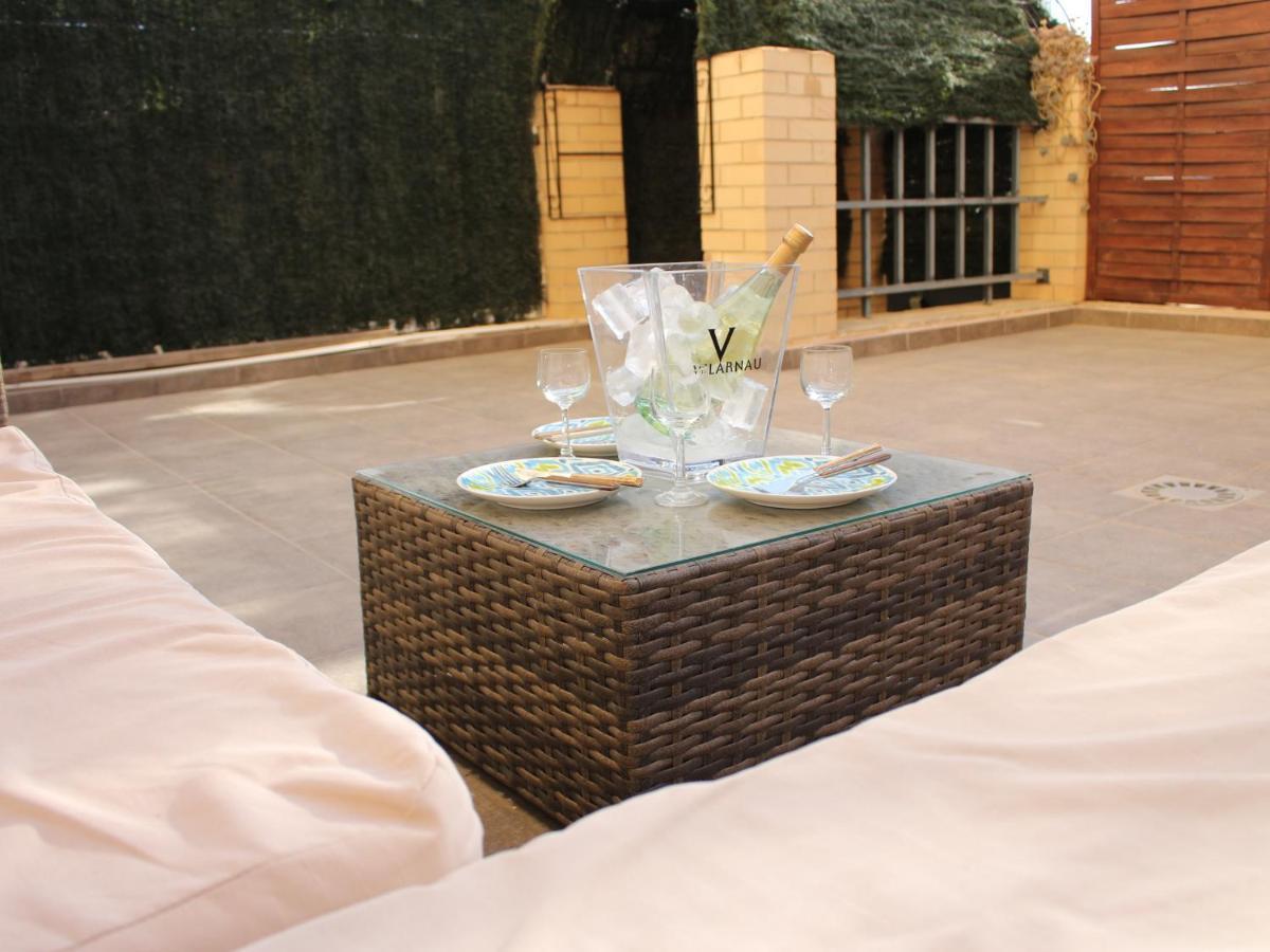 ☆The Peaceful Valencia Homestay☆ W/ Terrace⌘Parking⌘Bbq Eksteriør billede